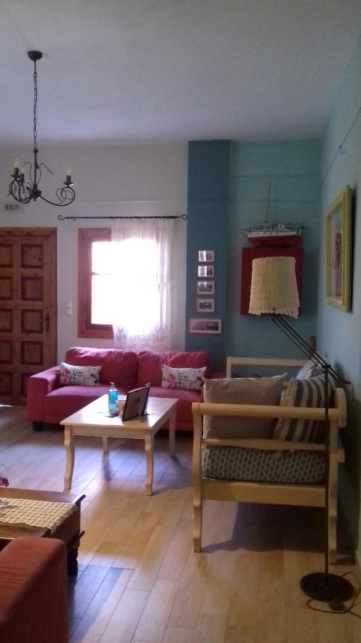 Iliolithos Rooms Kardamyli Exterior photo