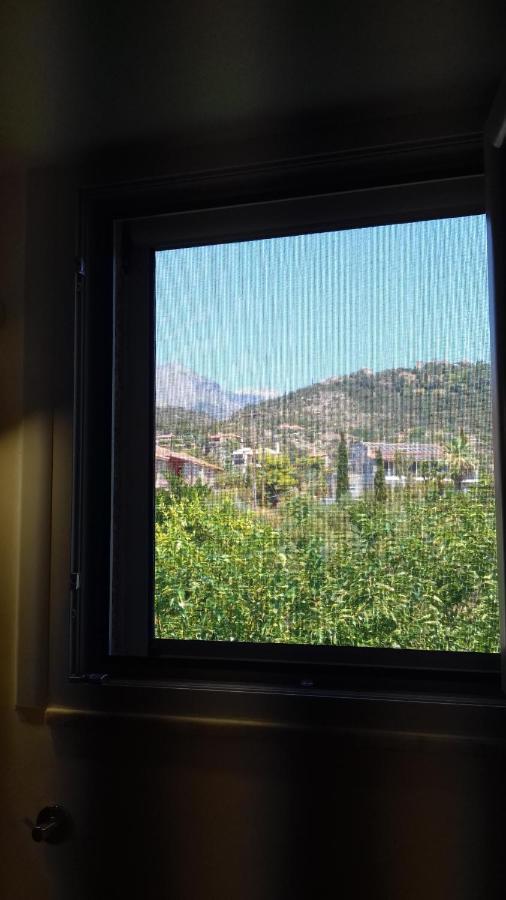 Iliolithos Rooms Kardamyli Exterior photo