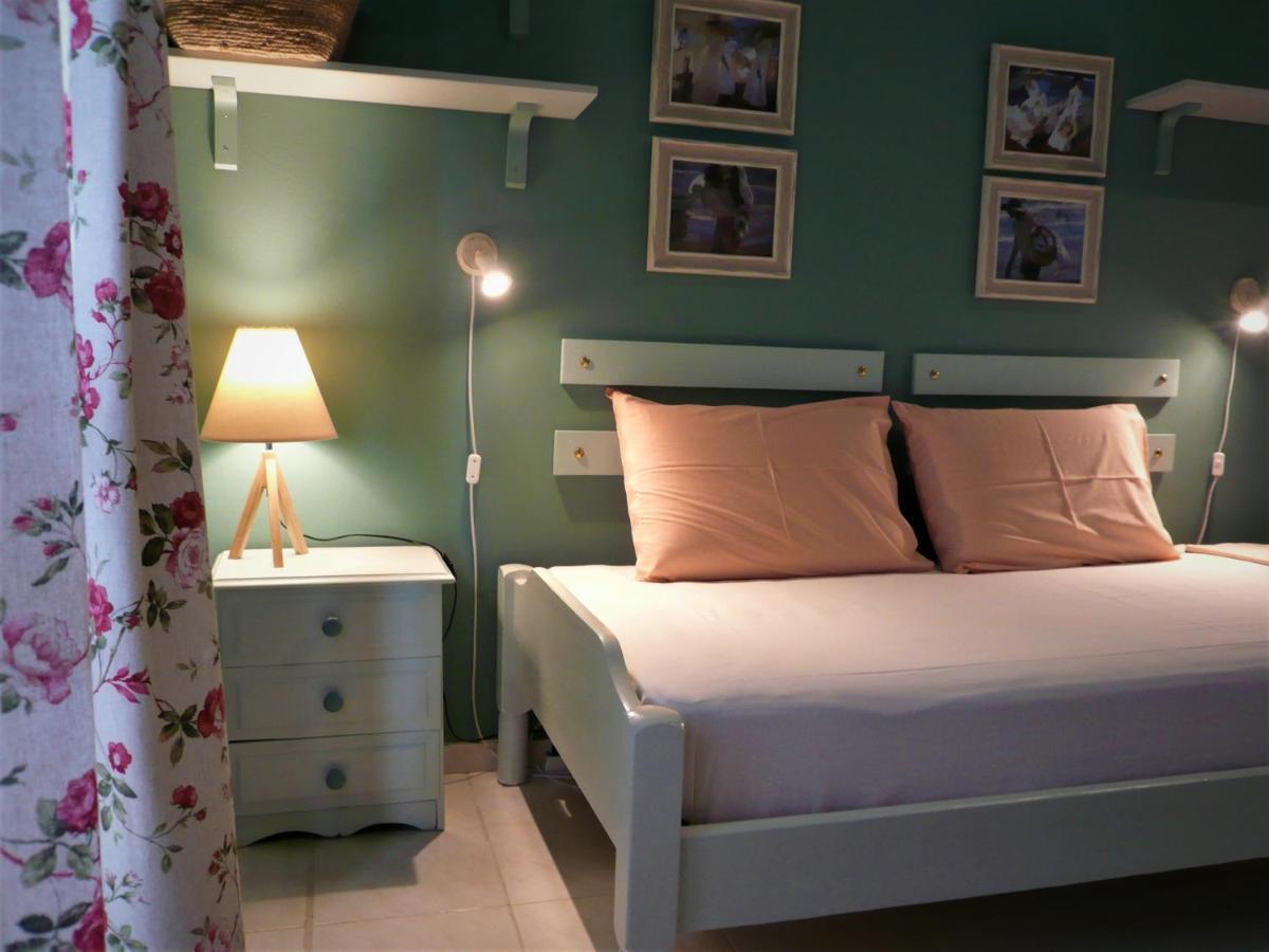 Iliolithos Rooms Kardamyli Exterior photo