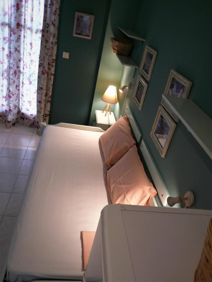 Iliolithos Rooms Kardamyli Exterior photo